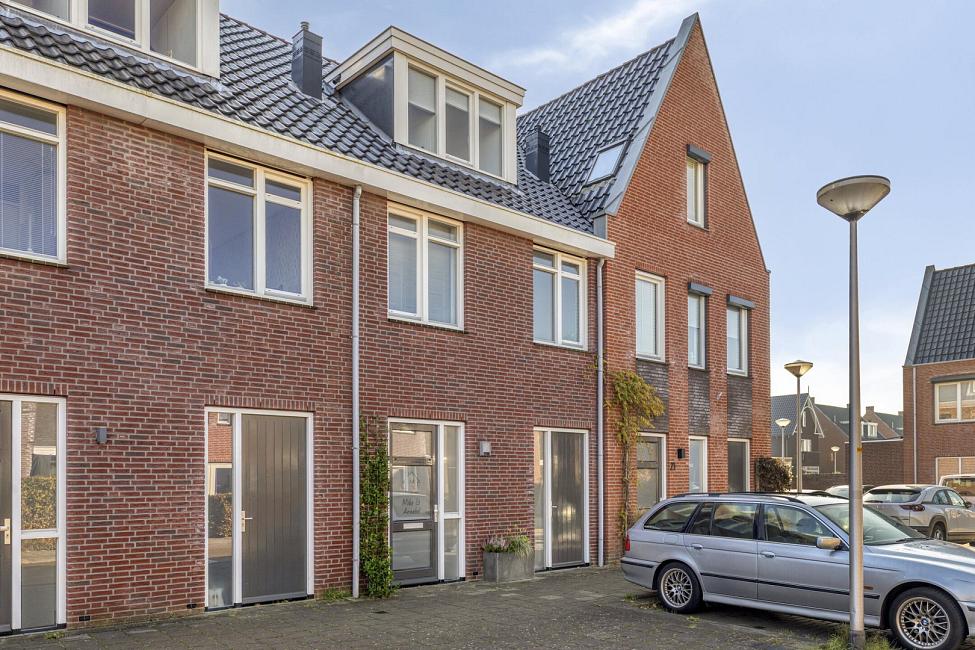 ca73aa8800e330402c944f4479d51439