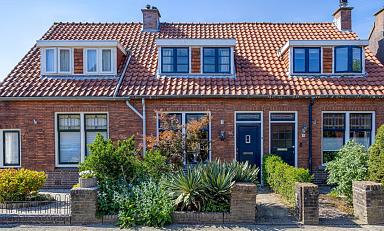 55c4a6582658518924dc49b752565b5a