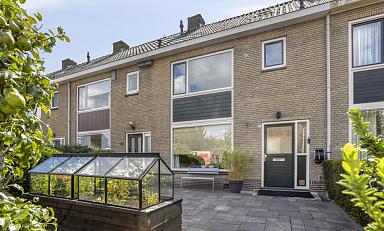 04fd40191329e54342d880463a1cae61